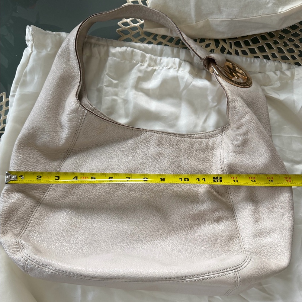 Michael Kors Blush Pebbled Leather Hobo Shoulder Bag - Picture 2 of 6